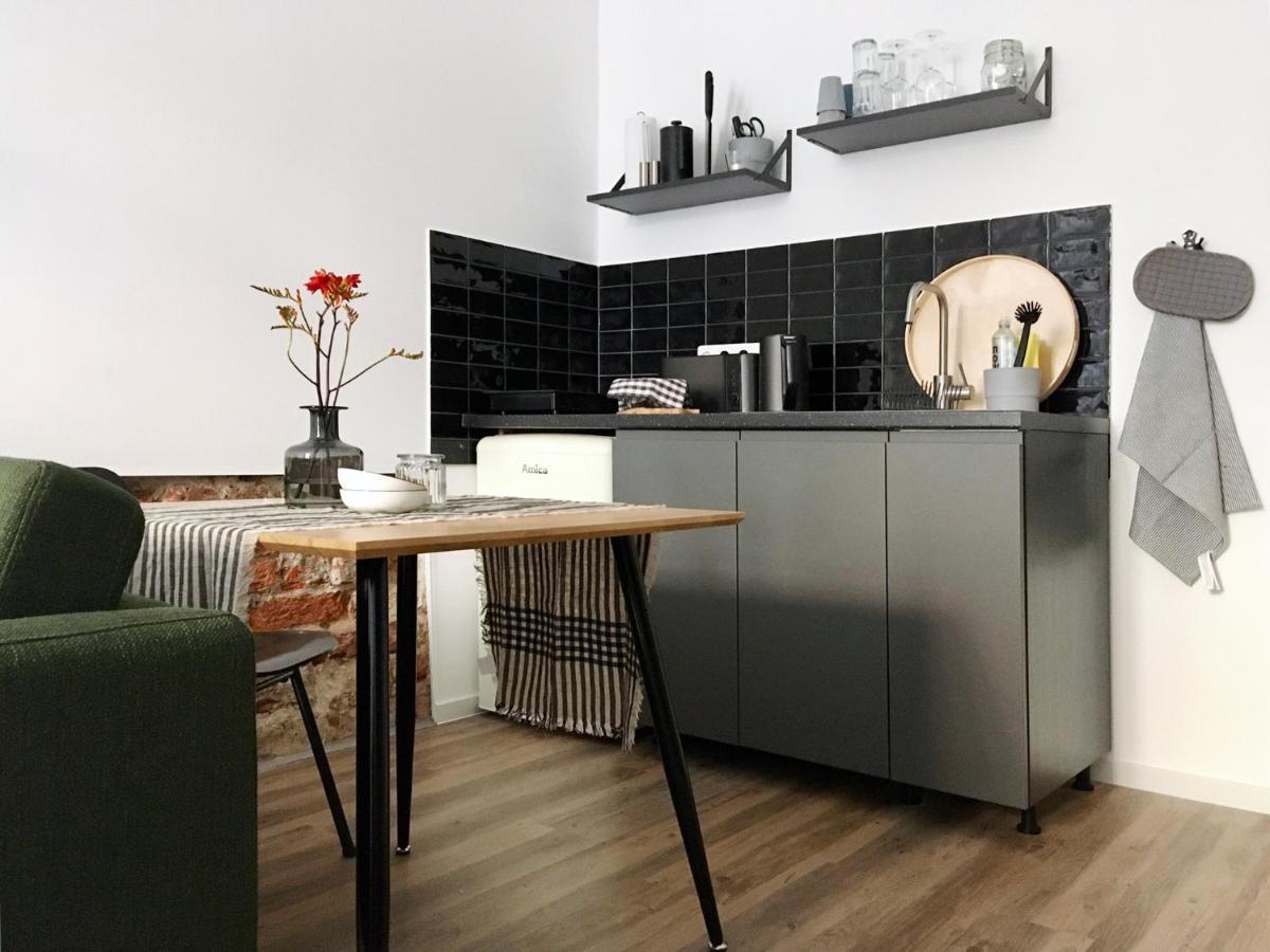 Studios Am Kniepertor In Der Altstadt Stralsund Exteriör bild
