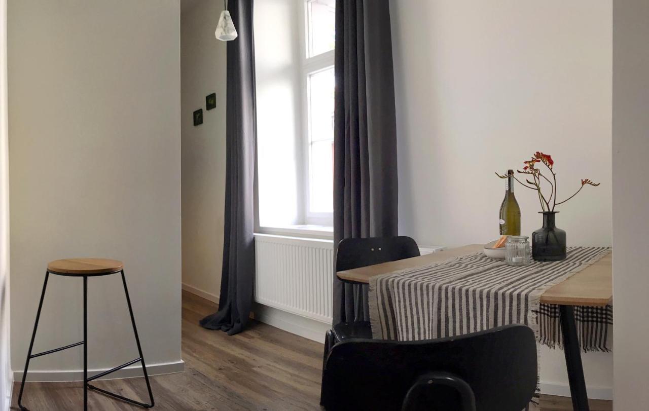 Studios Am Kniepertor In Der Altstadt Stralsund Exteriör bild